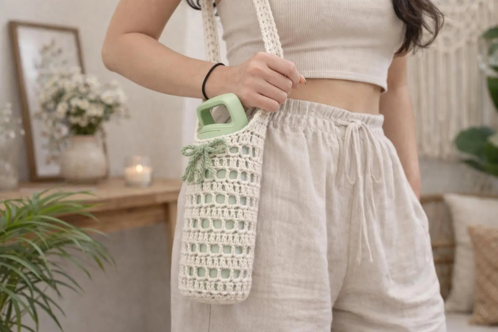 Easy Crochet Water Bottle Holder Pattern | Mesh Crossbody Bottle Bag PDF