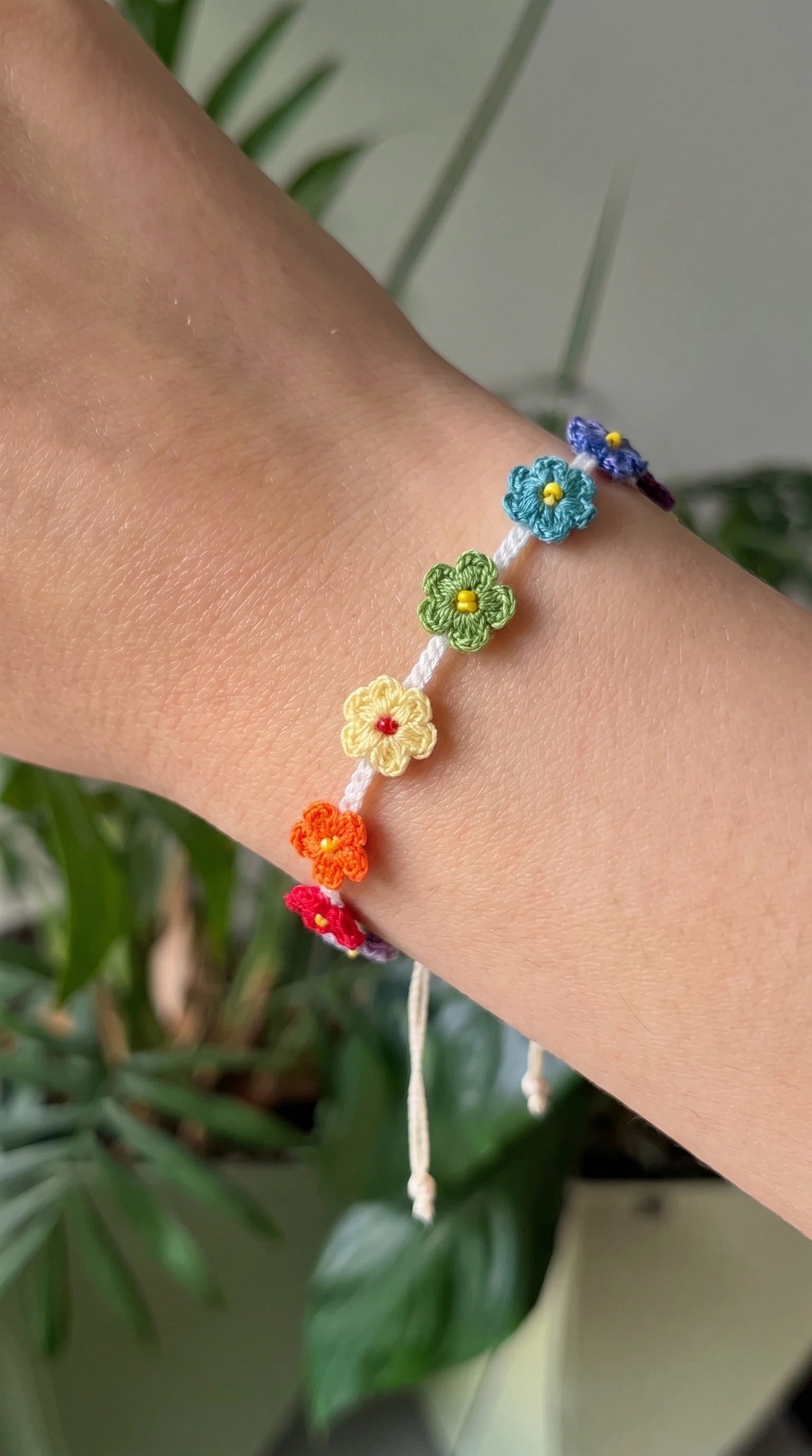 Dainty Rainbow Flower Bracelet – Crochet Pattern  – 2 Patterns in 1