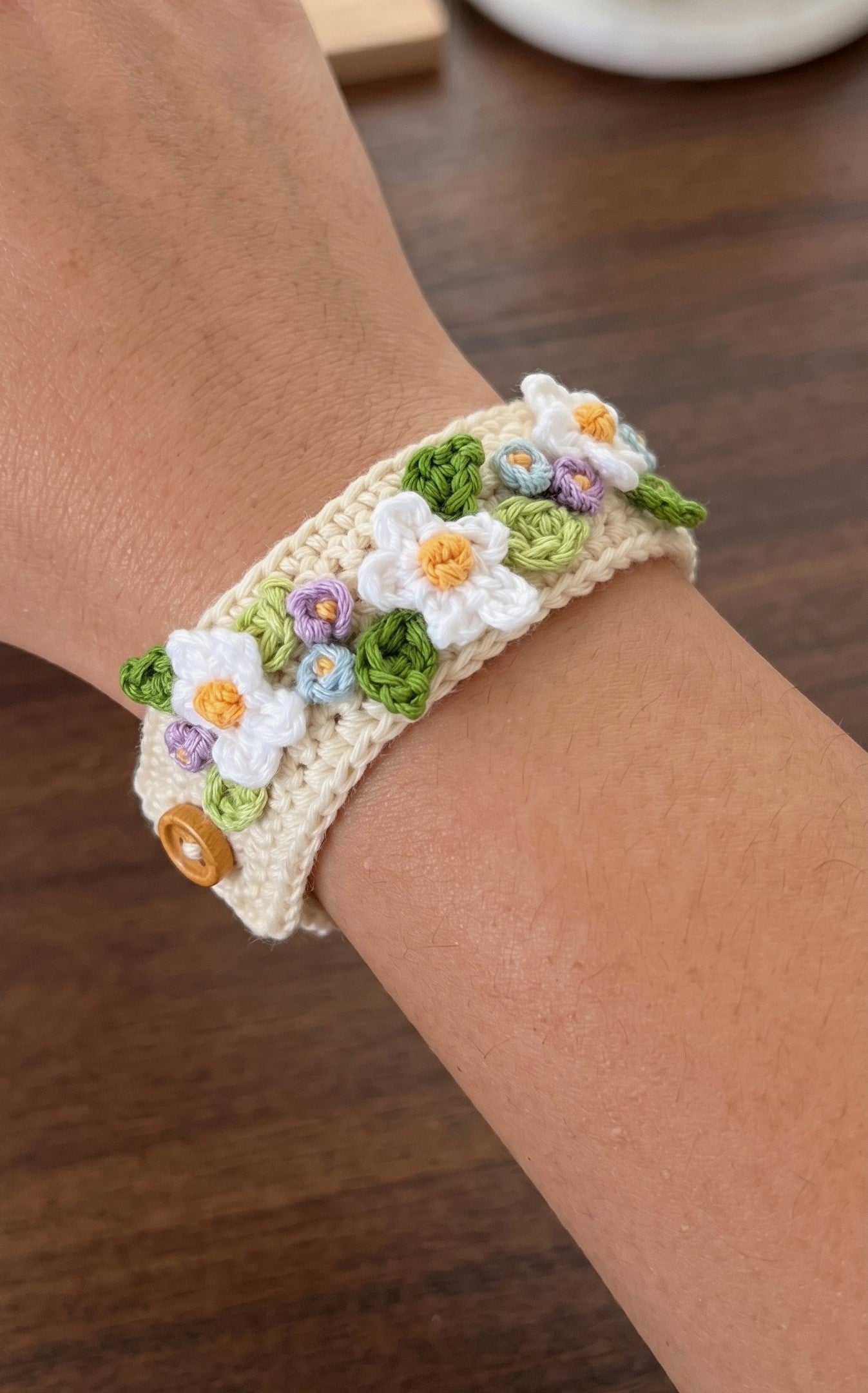 Blooming Daisy Crochet Bracele pattern 🌼