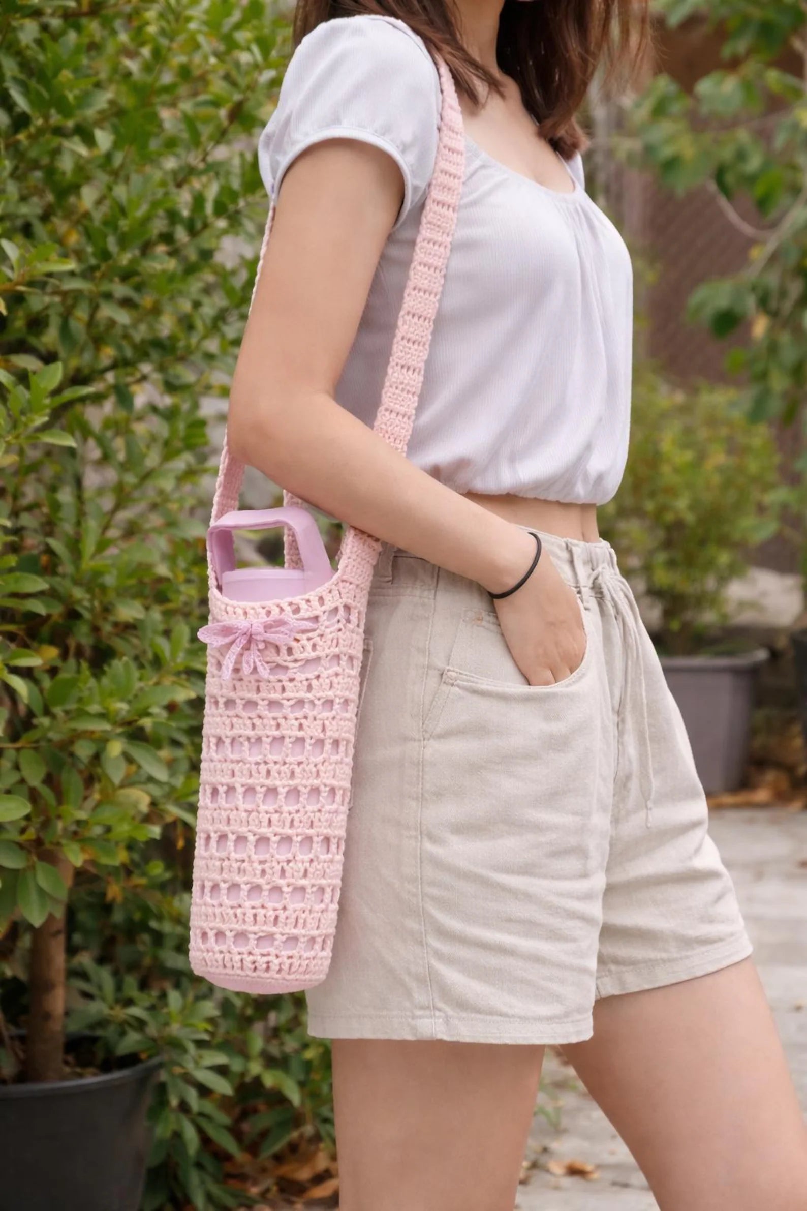 Easy Crochet Water Bottle Holder Pattern | Mesh Crossbody Bottle Bag PDF