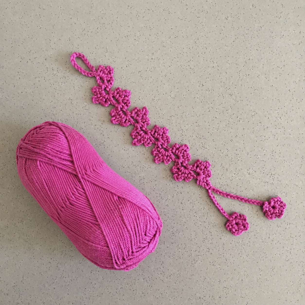The Fuchsia Bloom Friendship Bracelet — A Quick & Beautiful– 2 Patterns in 1