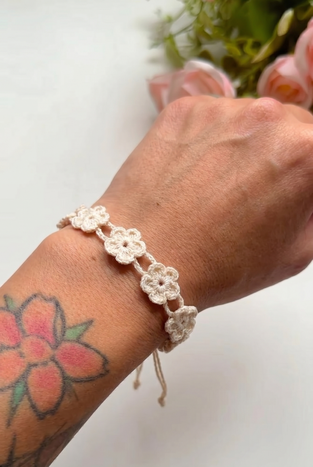 🌸 Crochet Flower Bracelet– 2 Patterns in 1