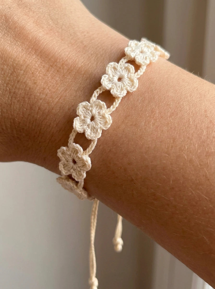 🌸 Crochet Flower Bracelet– 2 Patterns in 1